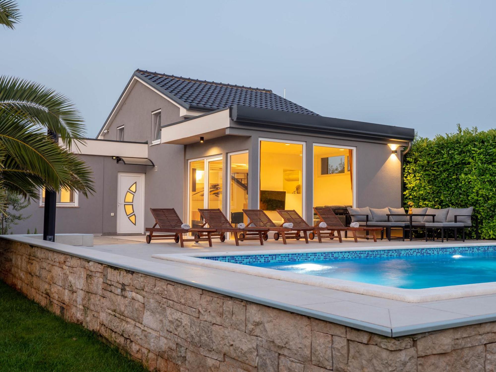 Villa Vinky Pula Ngoại thất bức ảnh